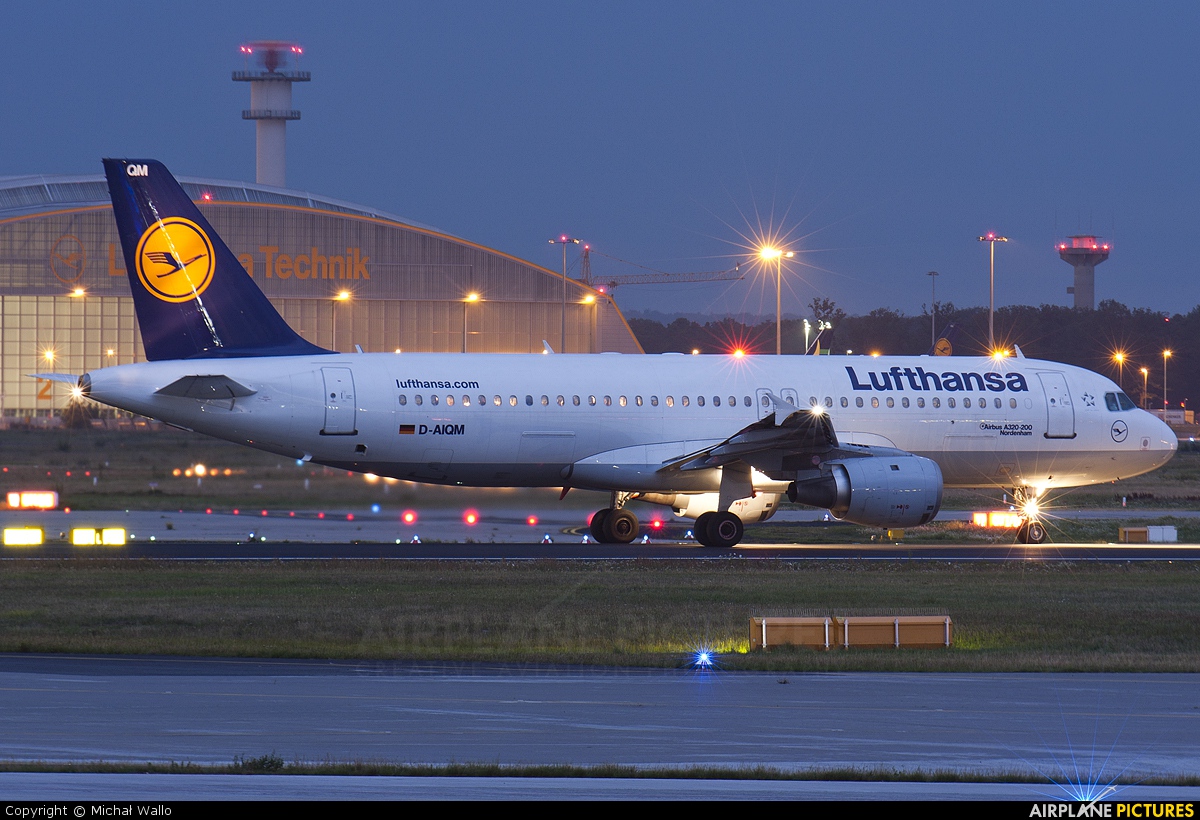 Lufthansa D-AIQM aircraft at Frankfurt