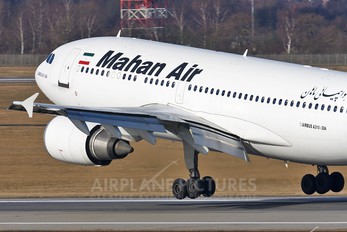EP-MNP - Mahan Air Airbus A310