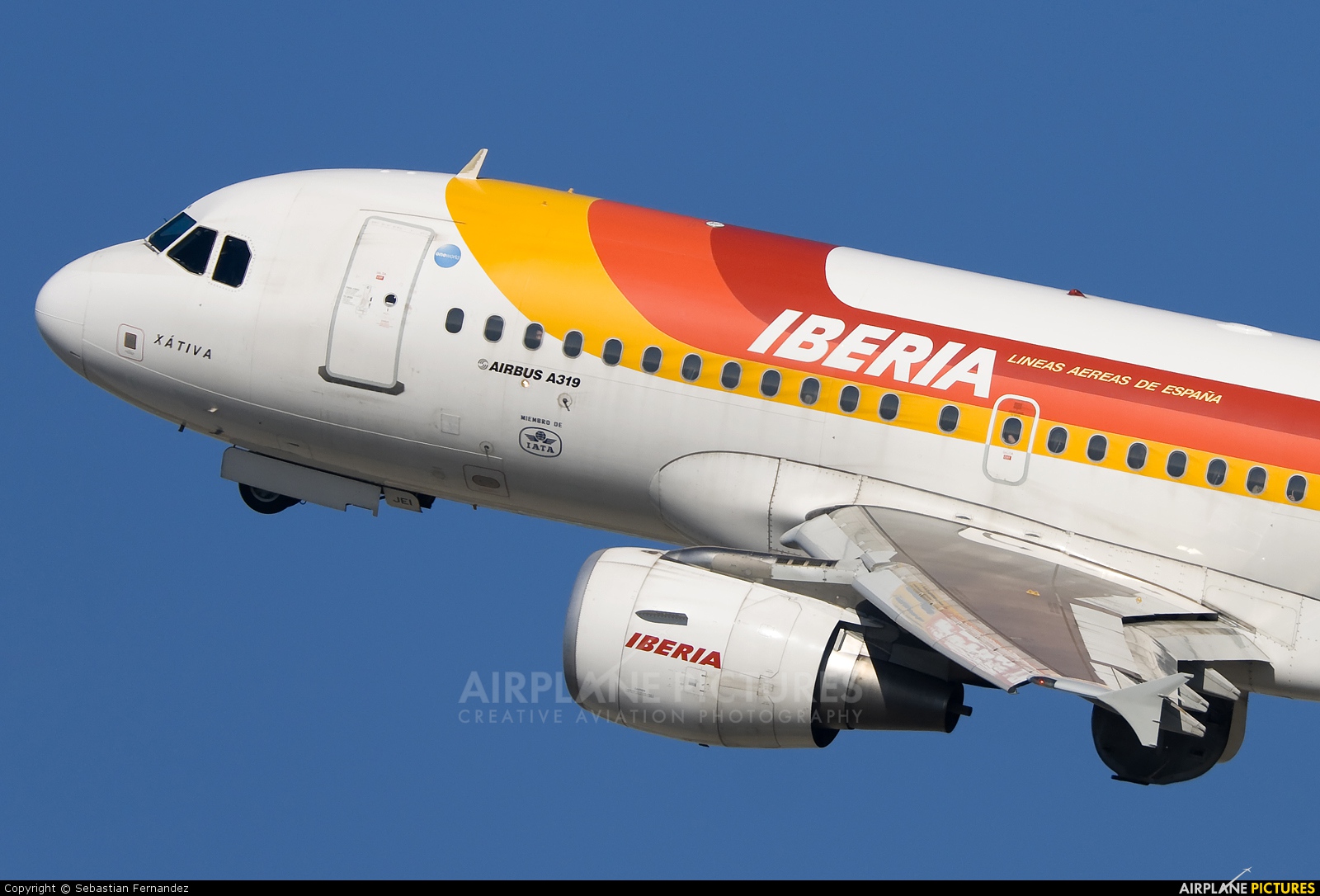 Iberia EC-JEI aircraft at Barcelona - El Prat