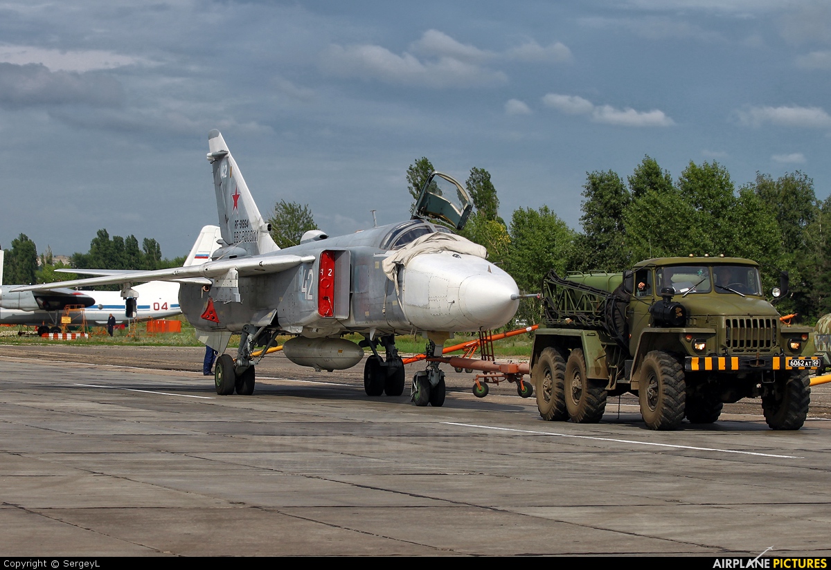 Russia - Air Force 42 aircraft at Undisclosed Location