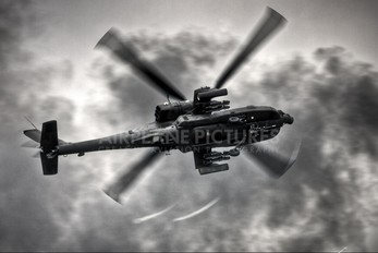 - - Netherlands - Air Force Boeing AH-64D Apache