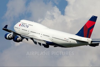 N669US - Delta Air Lines Boeing 747-400