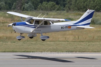 EC-JTI - Aeroclub Barcelona-Sabadell Cessna 172 Skyhawk (all models except RG)