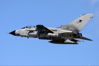 MM7044 - Italy - Air Force Panavia Tornado - IDS