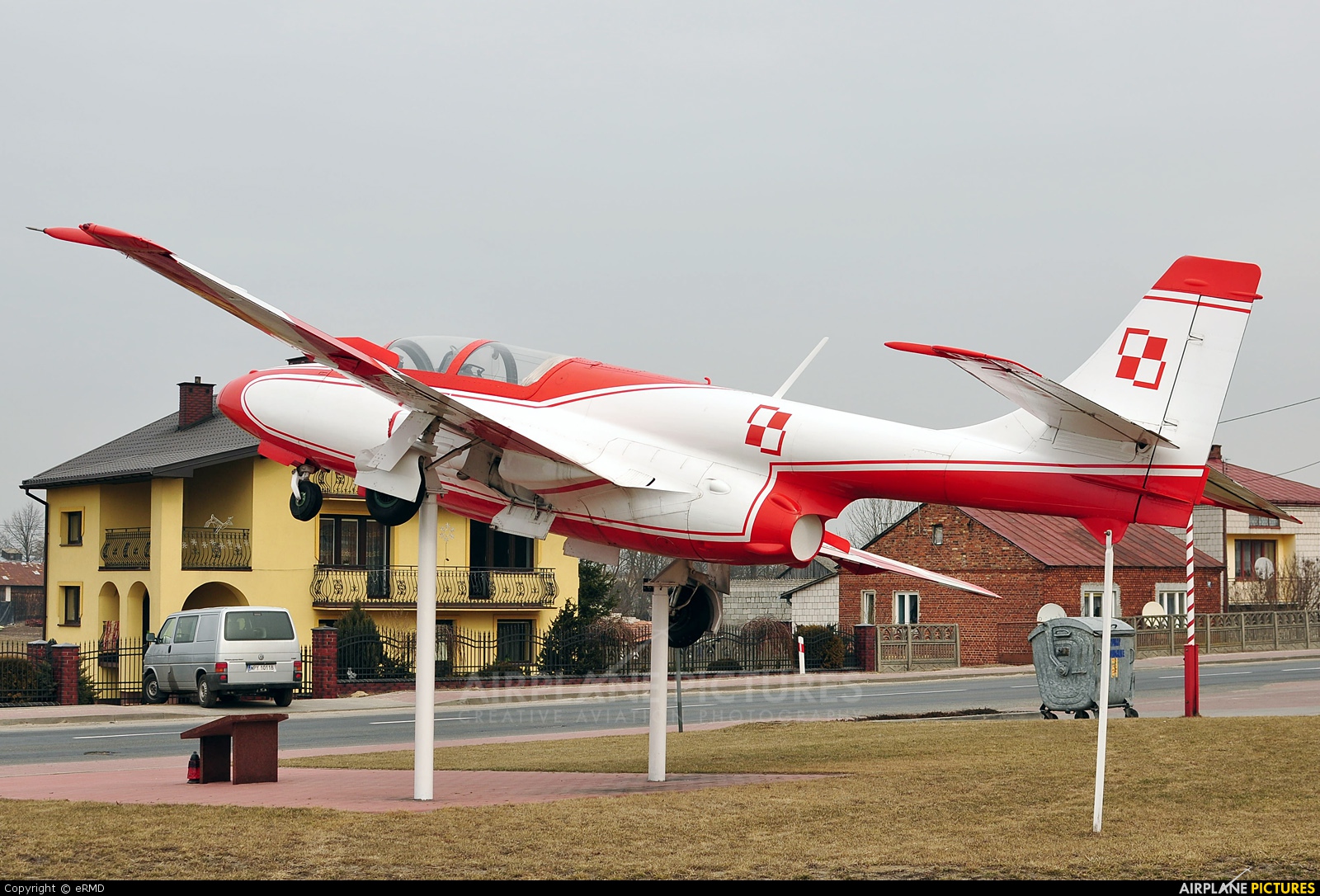 Poland - Air Force: White & Red Iskras 1223 aircraft at Off Airport - Poland