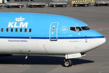 PH-BXK - KLM Boeing 737-800