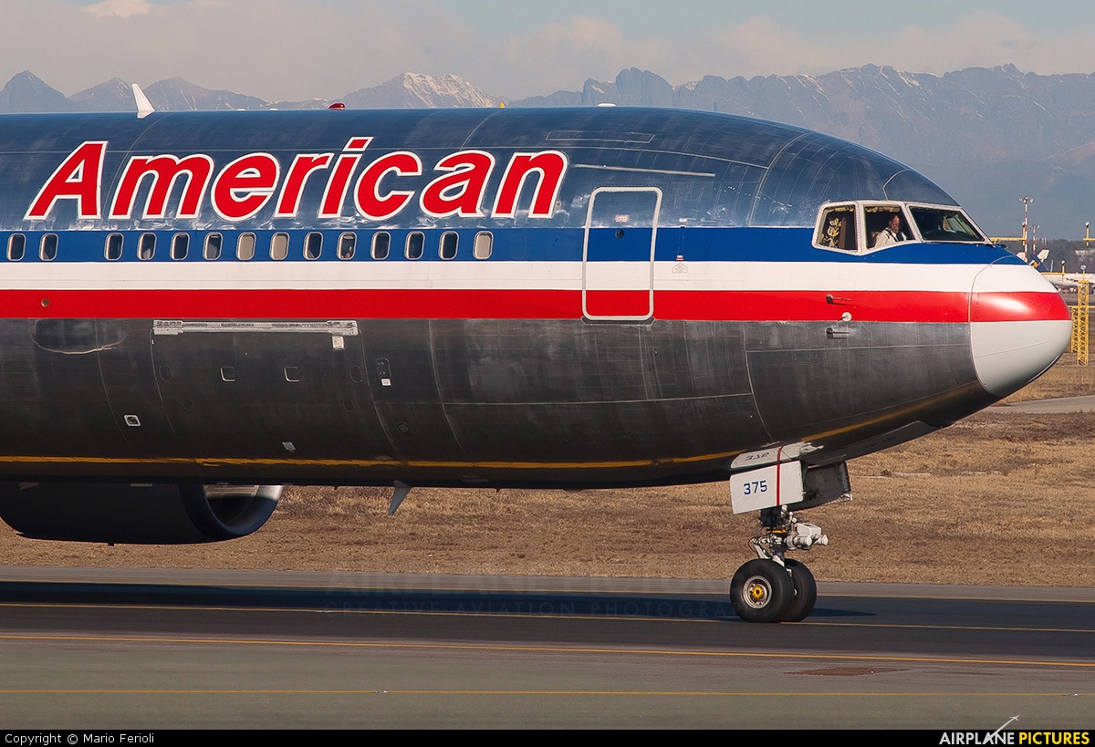 American Airlines N7375A aircraft at Milan - Malpensa