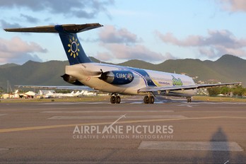 N120MN - Dutch Antilles Express McDonnell Douglas MD-83