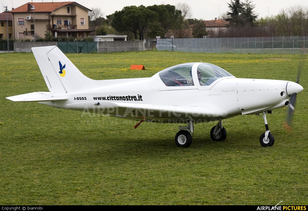 Private I-8503 aircraft at Pordenone - La Comina