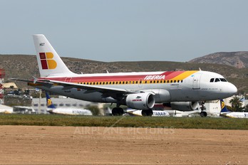 EC-HGT - Iberia Airbus A319