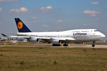 D-ABTF - Lufthansa Boeing 747-400