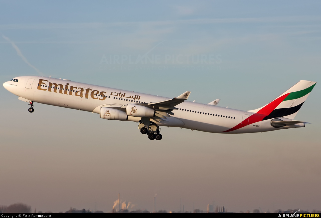 Emirates Airlines A6-ERP aircraft at Düsseldorf