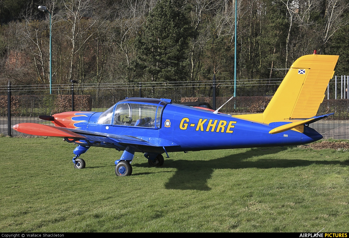 Private G-KHRE aircraft at Dundee