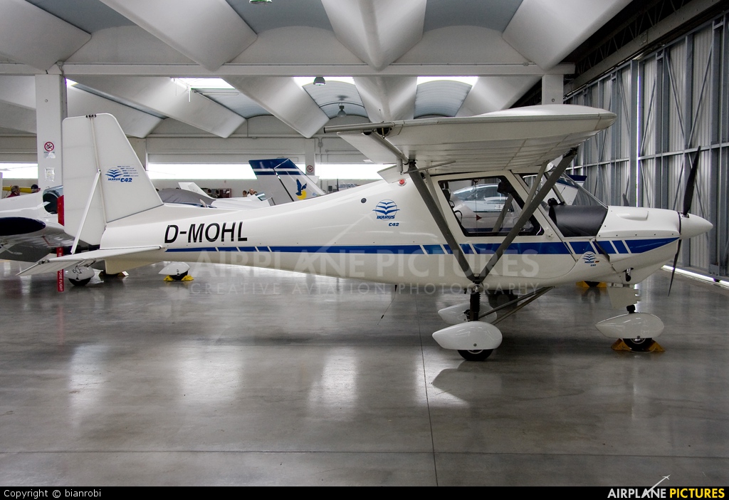 Private D-MOHL aircraft at Pordenone - La Comina