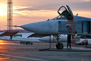 33 - Russia - Air Force Sukhoi Su-24M