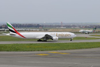 A6-EBX - Emirates Airlines Boeing 777-300ER