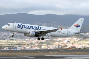 EC-IEJ - Spanair Airbus A320