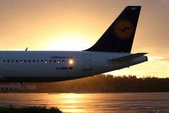 D-AIRN - Lufthansa Airbus A321