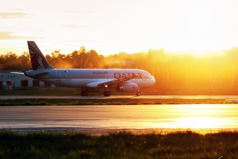 A7-AHE - Qatar Airways Airbus A320