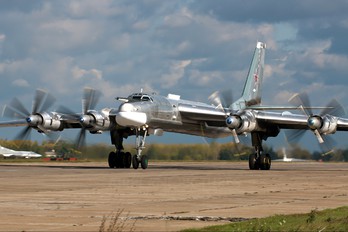 14 - Russia - Air Force Tupolev Tu-95