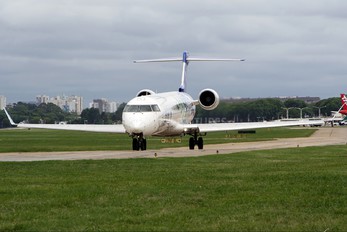 CX-CRH - Pluna Canadair CL-600 CRJ-900
