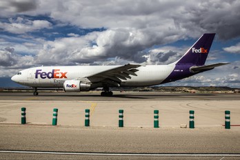 N718FD - FedEx Federal Express Airbus A300F
