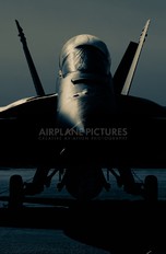 - - USA - Navy McDonnell Douglas F/A-18F Super Hornet