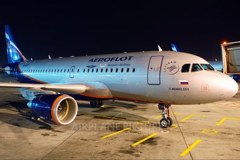 VQ-BCP - Aeroflot Airbus A319
