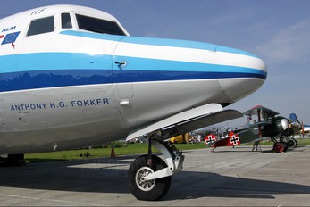 PH-FHF - NLM Cityhopper Fokker F27