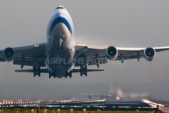 - - China Airlines Boeing 747-400