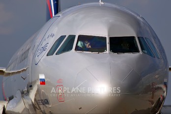 VP-BQW - Aeroflot Airbus A320