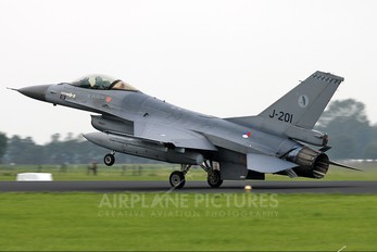 J-201 - Netherlands - Air Force General Dynamics F-16A Fighting Falcon