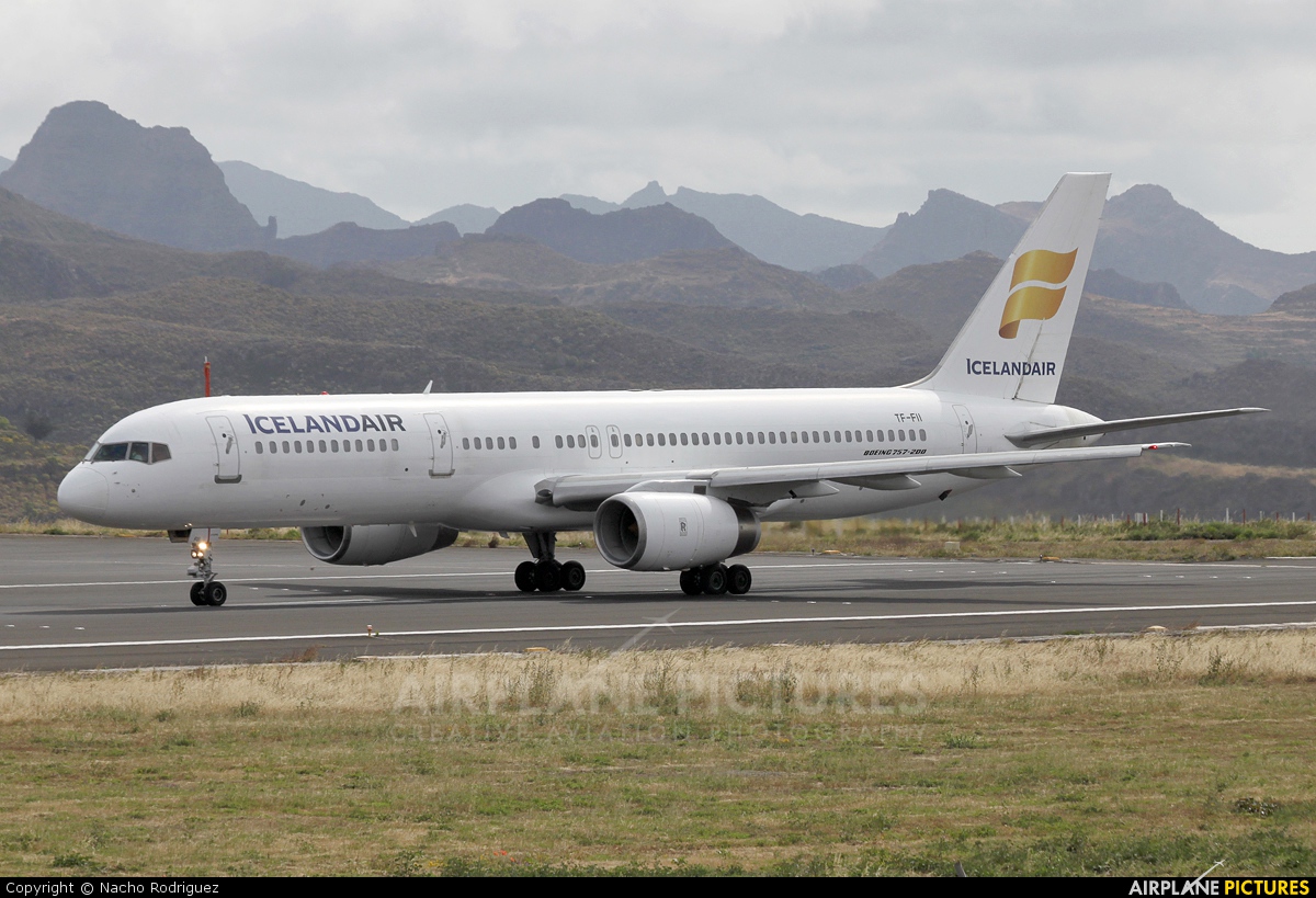 Icelandair TF-FII aircraft at Tenerife Norte - Los Rodeos