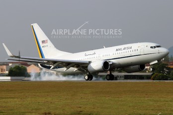 M53-01 - Malaysia - Air Force Boeing 737-700 BBJ