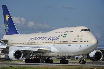 HZ-AIY - Saudi Arabian Airlines Boeing 747-400