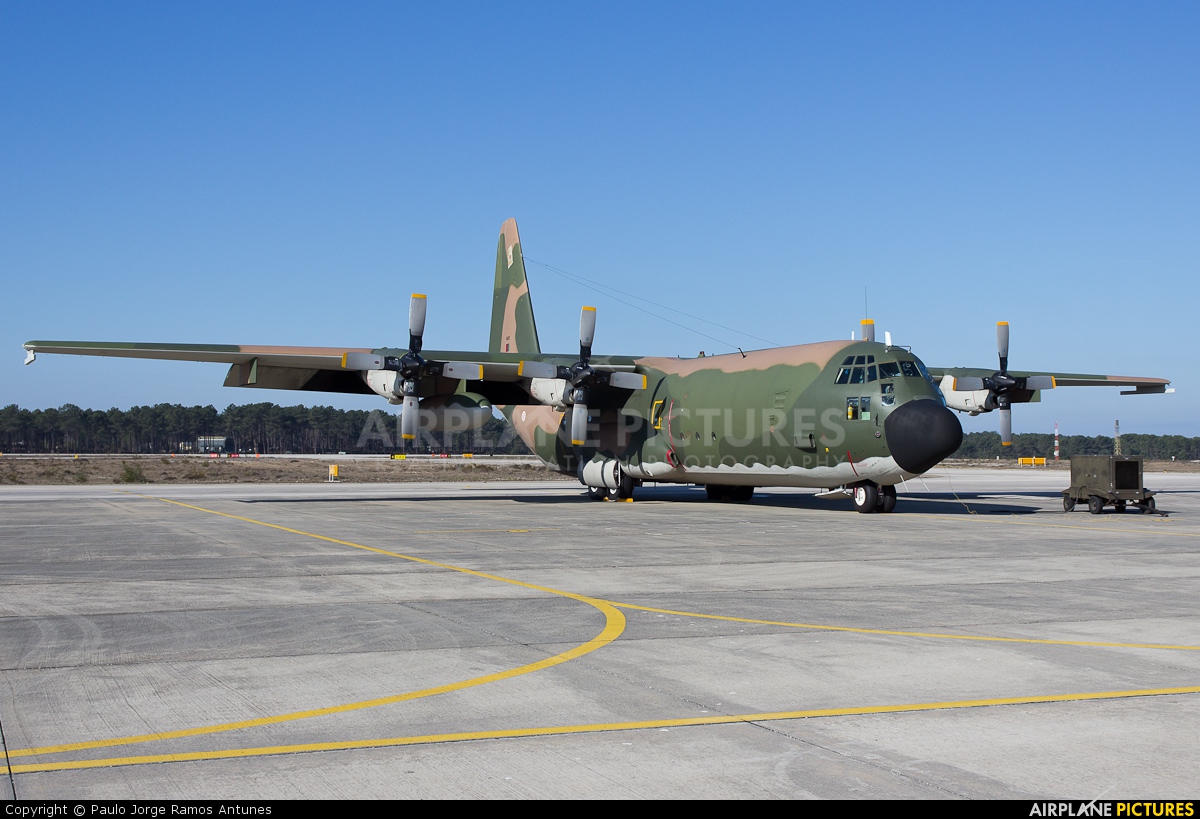 Portugal - Air Force 16802 aircraft at Monte Real