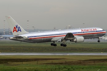 N350AN - American Airlines Boeing 767-300ER