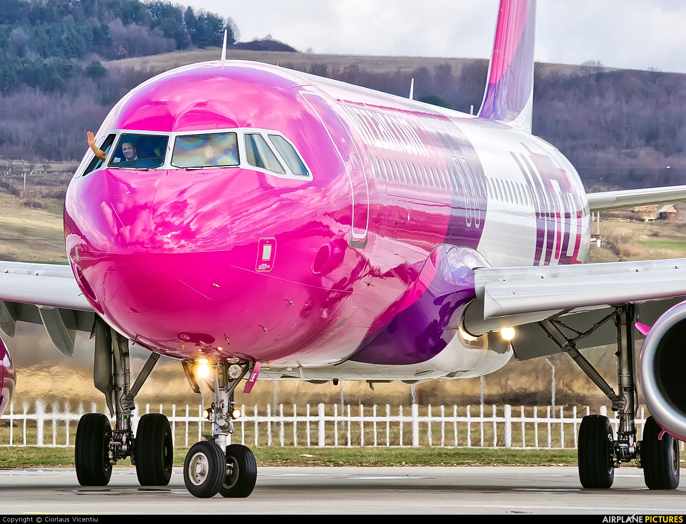 Wizz Air HA-LWE aircraft at Cluj Napoca - Someseni