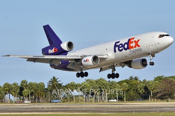 N570FE - FedEx Federal Express McDonnell Douglas DC-10F