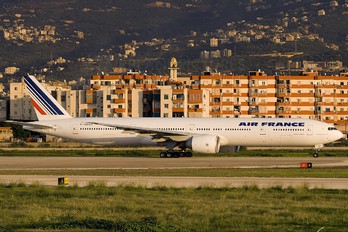 F-GSQV - Air France Boeing 777-300ER