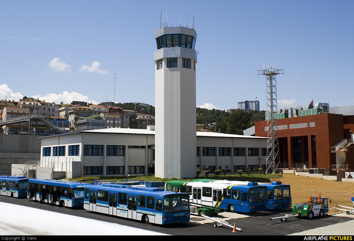 - Airport Overview - aircraft at Trabzon