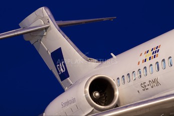SE-DMK - SAS - Scandinavian Airlines McDonnell Douglas MD-87