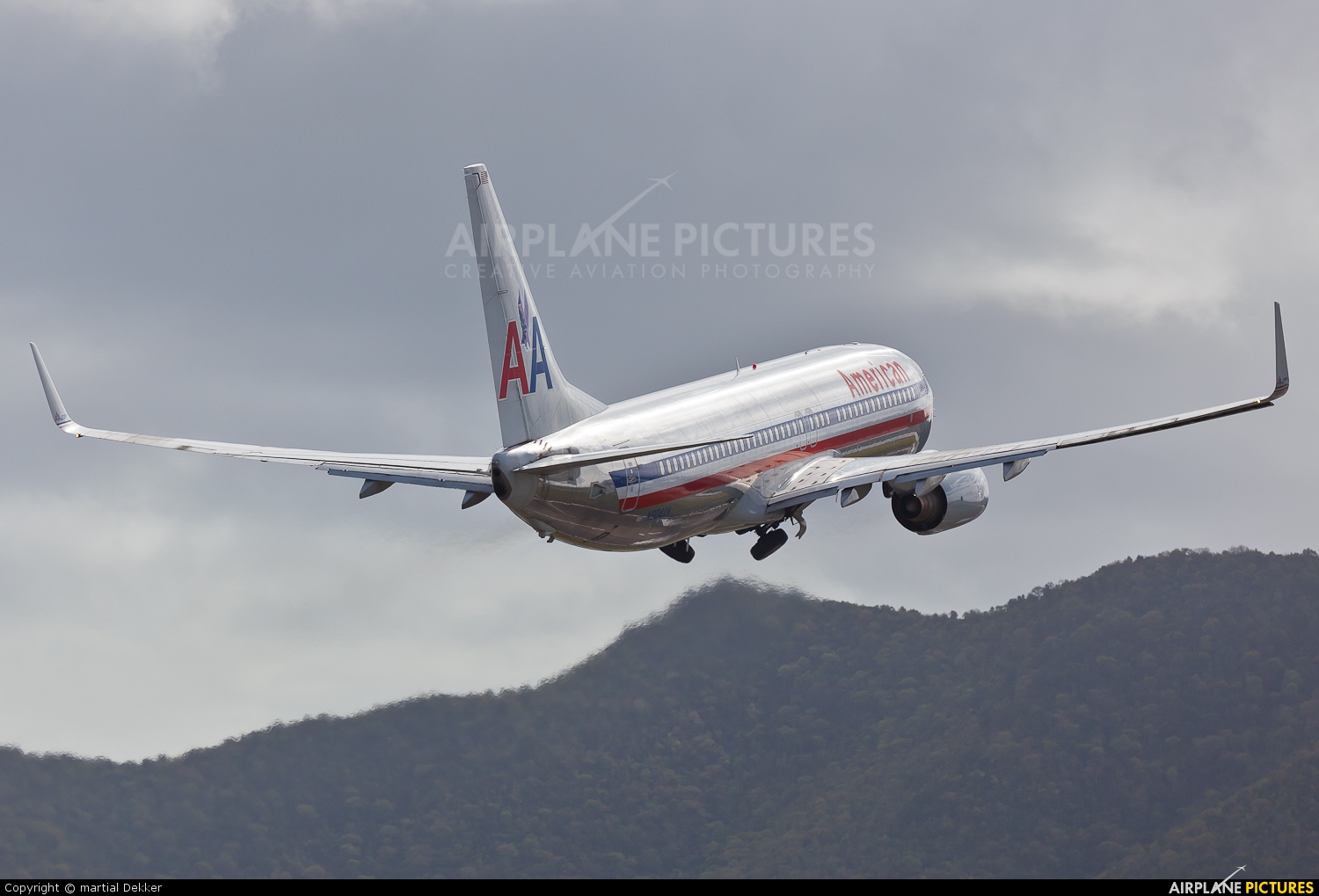 American Airlines N904AN aircraft at Sint Maarten - Princess Juliana Intl