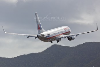 N904AN - American Airlines Boeing 737-800