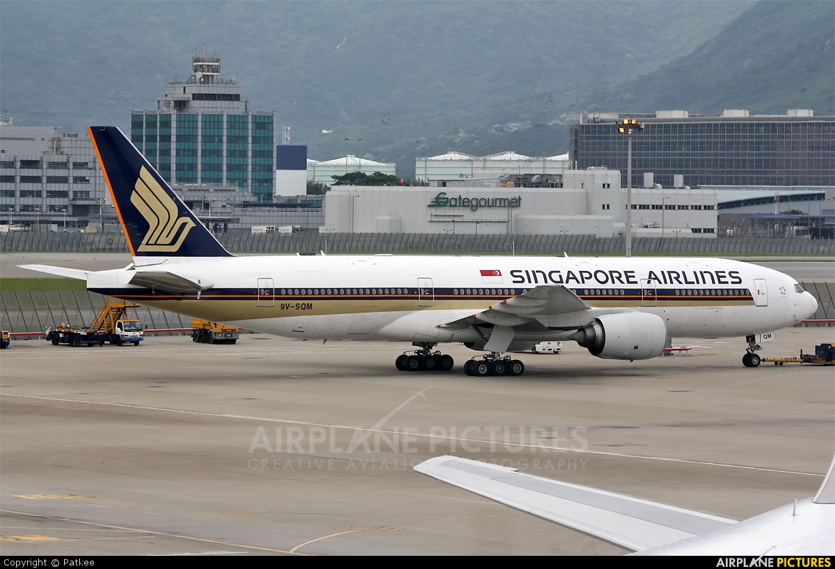 Singapore Airlines 9V-SQM aircraft at HKG - Kai Tak Intl CLOSED