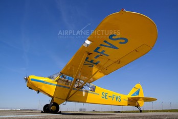 SE-FVS - Private Piper PA-18 Super Cub