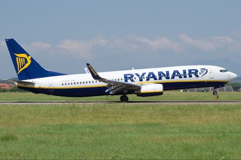 EI-EFX - Ryanair Boeing 737-800
