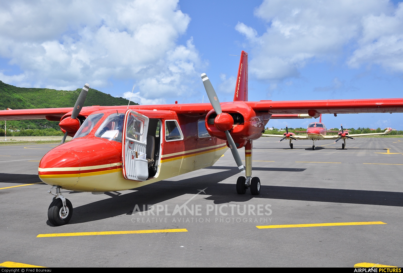 Airawak F-OTAG aircraft at Saint Martin - L