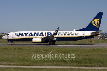 EI-EFI - Ryanair Boeing 737-800
