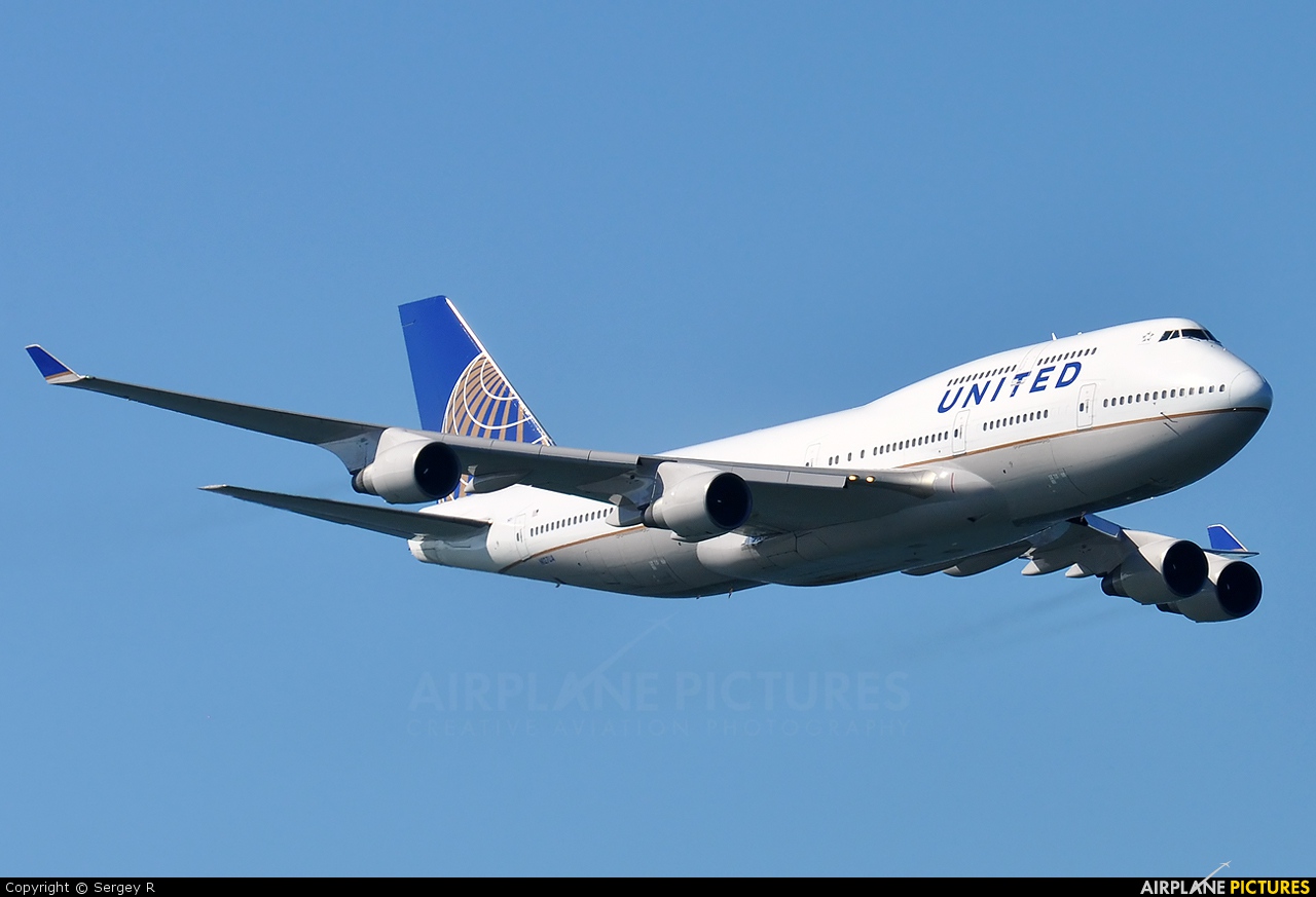 United Airlines N127UA aircraft at Off Airport - California